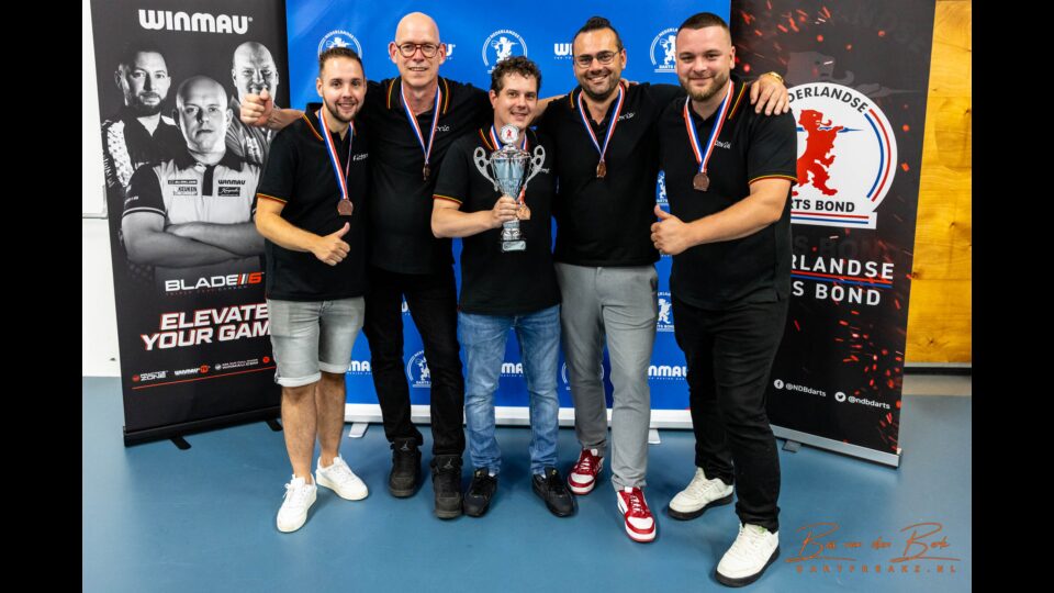 4e div 3e plaats 2